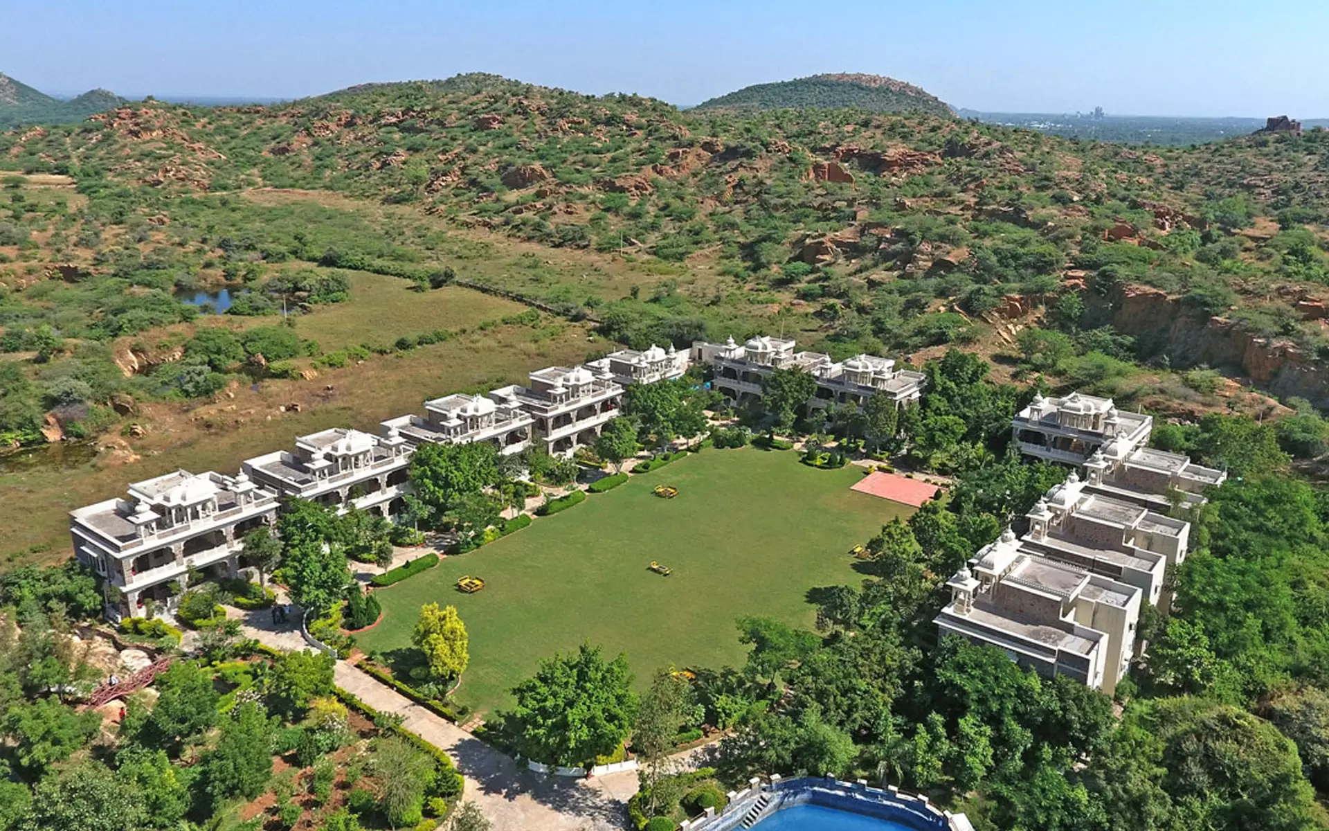 Luxury Hotels In Rajasthan | Best Places To Stay In Udaipur